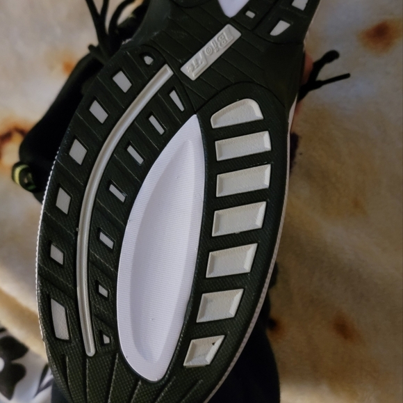 Ortho Feet Sneakers Sz 12 - Picture 10 of 13